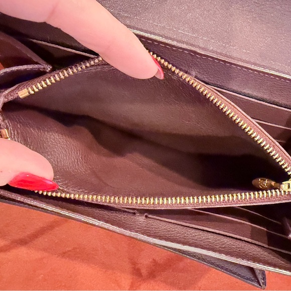 Authentic Louis Vuitton Elyse Long Wallet - Picture 11 of 16